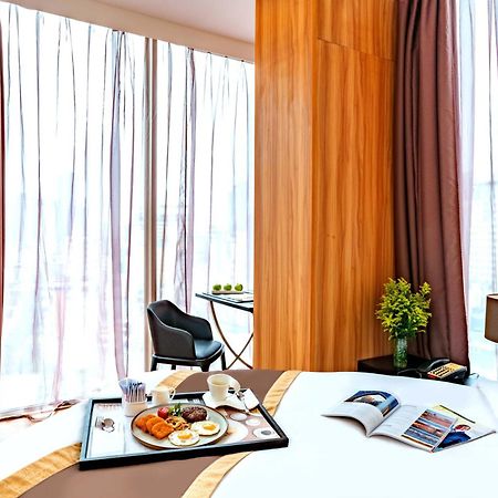 Bay Hotel Ho Chi Minh Esterno foto
