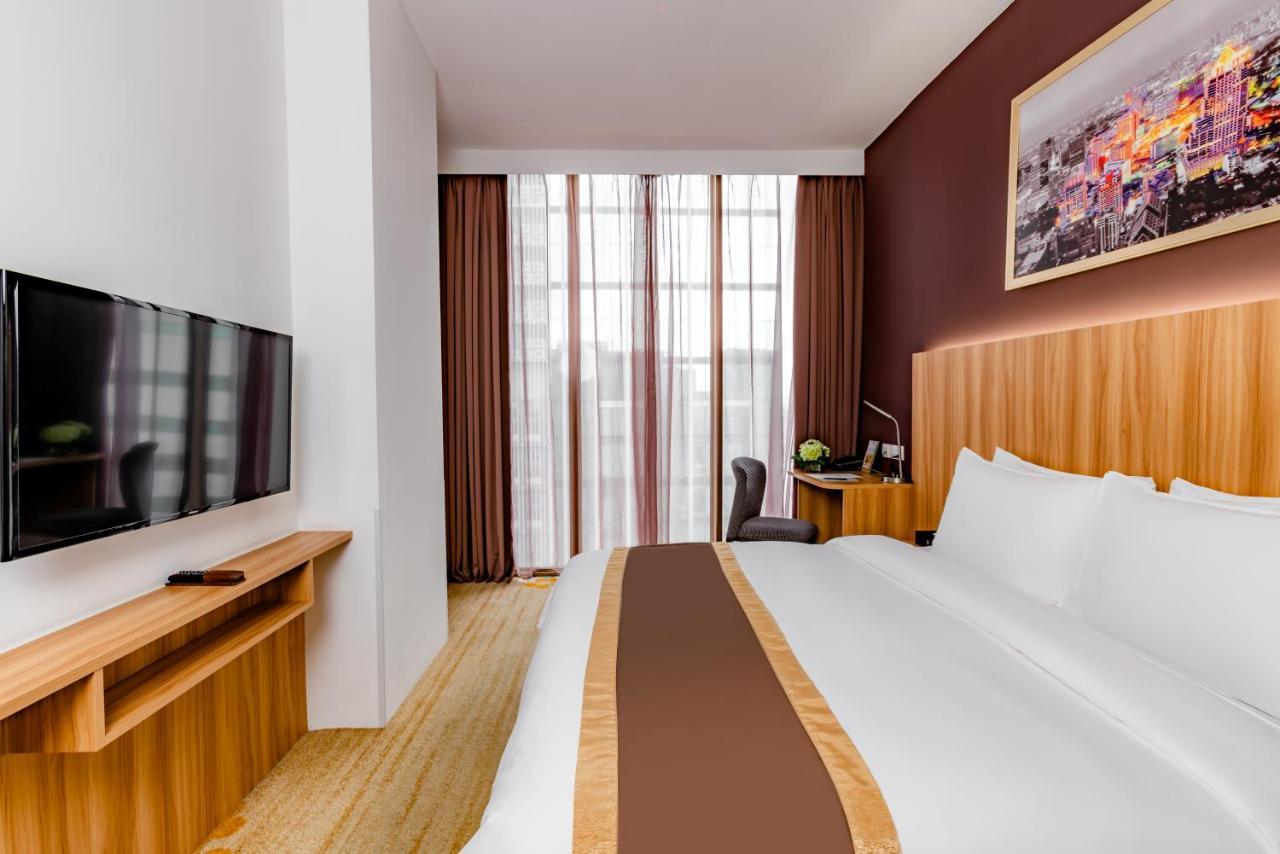 Bay Hotel Ho Chi Minh Esterno foto