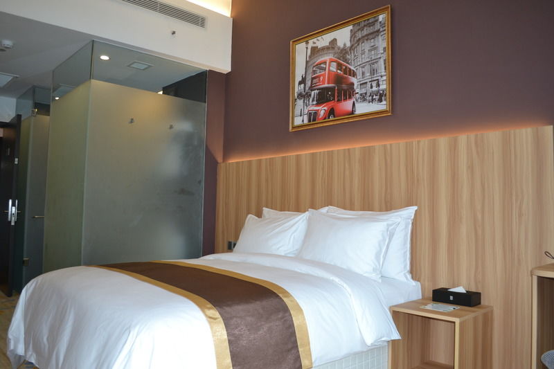 Bay Hotel Ho Chi Minh Esterno foto